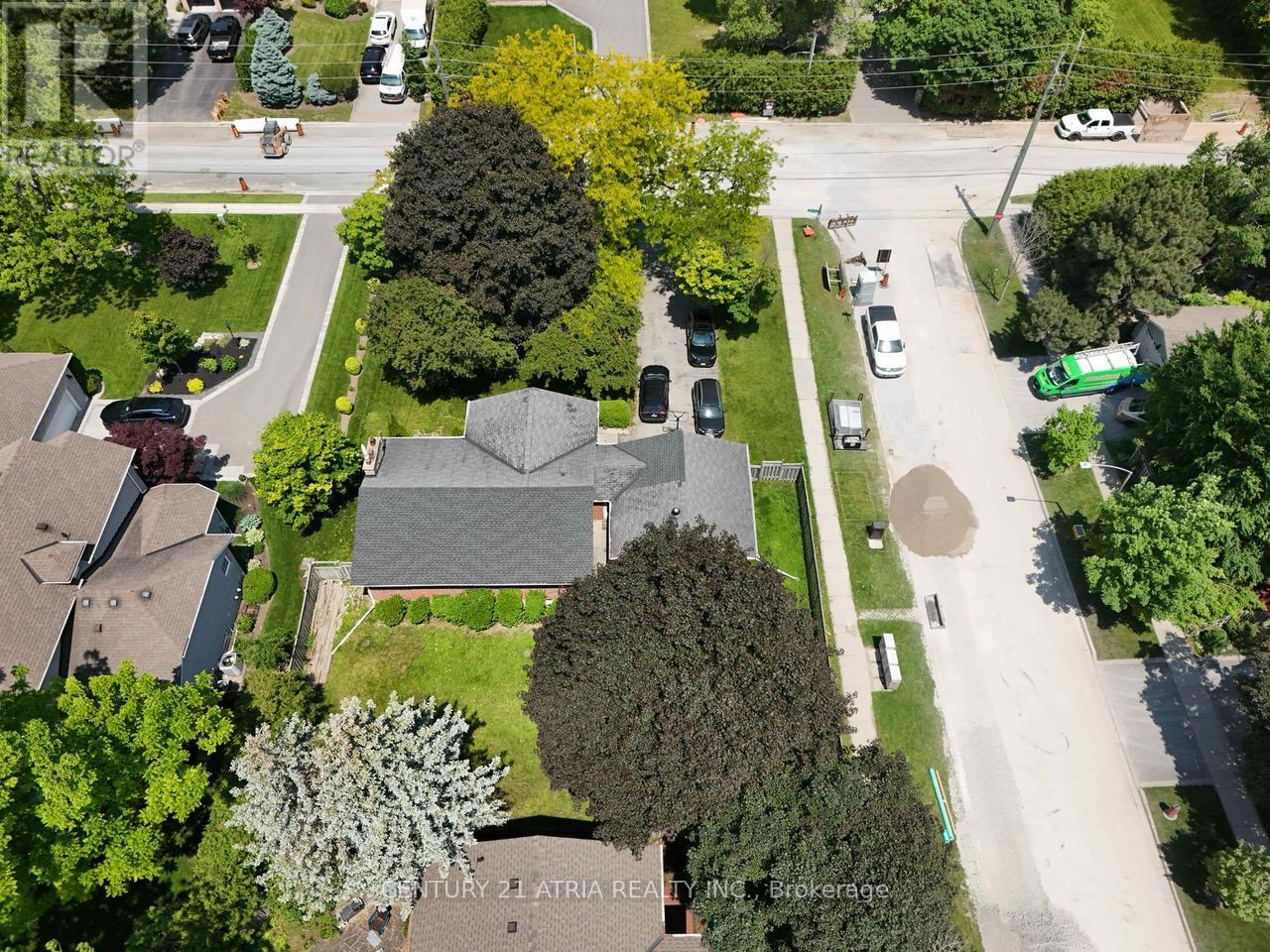 203 Church Street, Markham (Markham Village), Ontario  L3P 2M6 - Photo 16 - N12395037