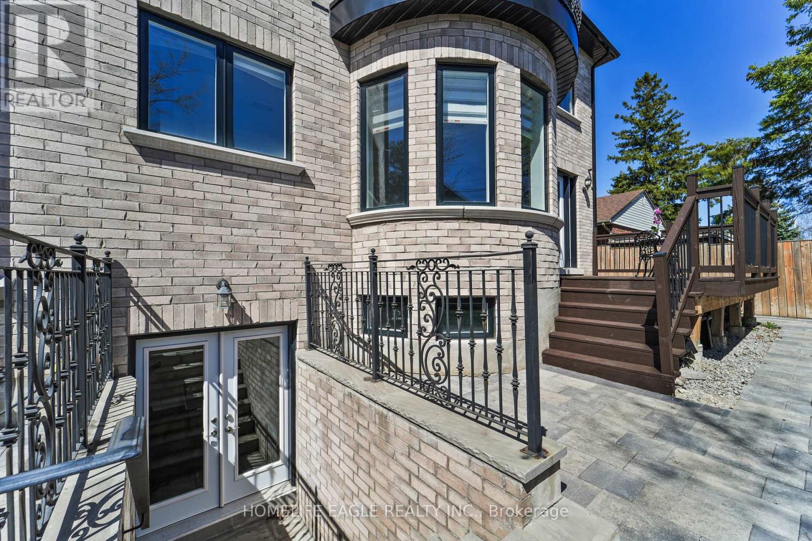 398 Bent Crescent, Richmond Hill (Crosby), Ontario  L4C 1C3 - Photo 38 - N12395042