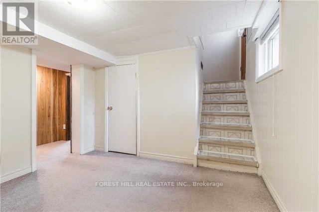 90 Arnold Avenue, Vaughan (Crestwood-Springfarm-Yorkhill), Ontario  L4J 1B5 - Photo 12 - N12395078