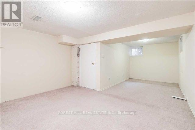 90 Arnold Avenue, Vaughan (Crestwood-Springfarm-Yorkhill), Ontario  L4J 1B5 - Photo 15 - N12395078