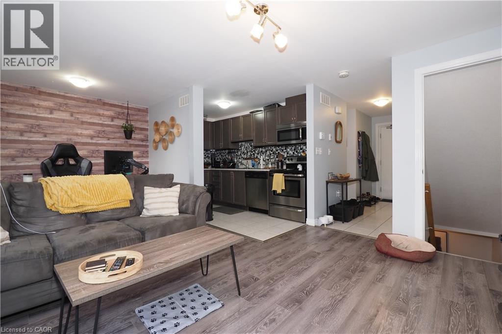 Property at 55 MOOREGATE Crescent Unit# 12A image 3