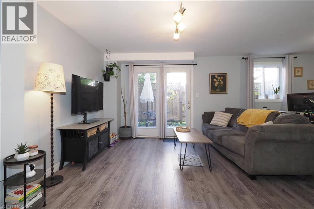 Property at 55 MOOREGATE Crescent Unit# 12A image 4