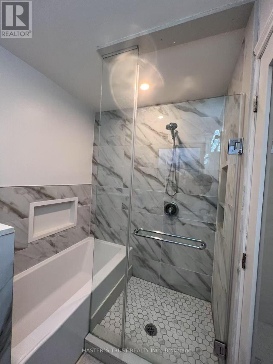 31 Wyvern Road, Toronto, Ontario  M2K 2K3 - Photo 23 - C12369424