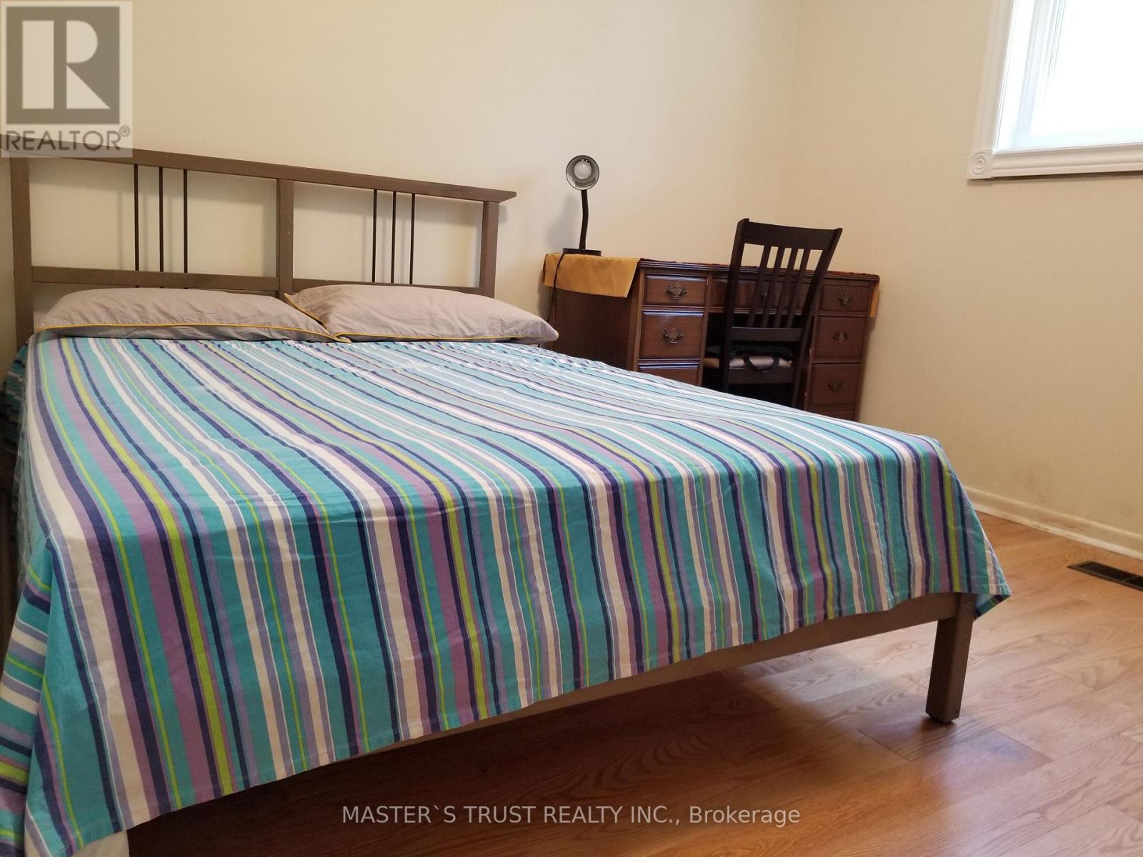 31 Wyvern Road, Toronto, Ontario  M2K 2K3 - Photo 28 - C12369424