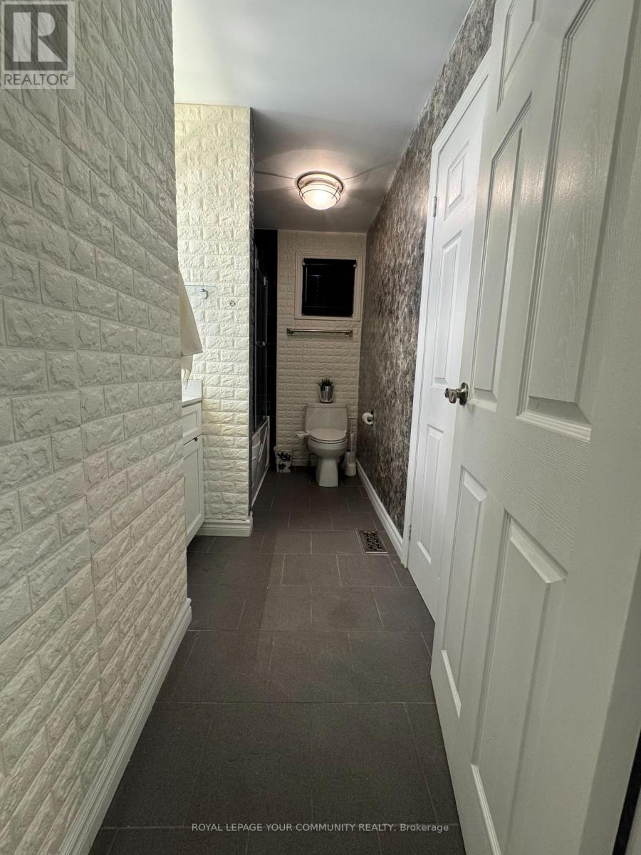 268 Pasadena Drive, Georgina, Ontario  L4P 2Y9 - Photo 15 - N12394819
