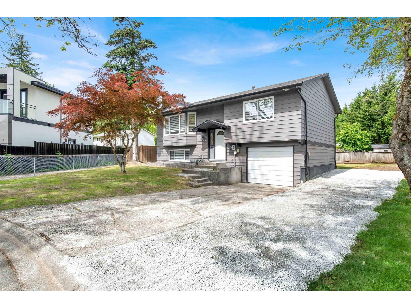 9088 146a Street, Surrey, British Columbia  V3R 6X7 - Photo 3 - R3045158