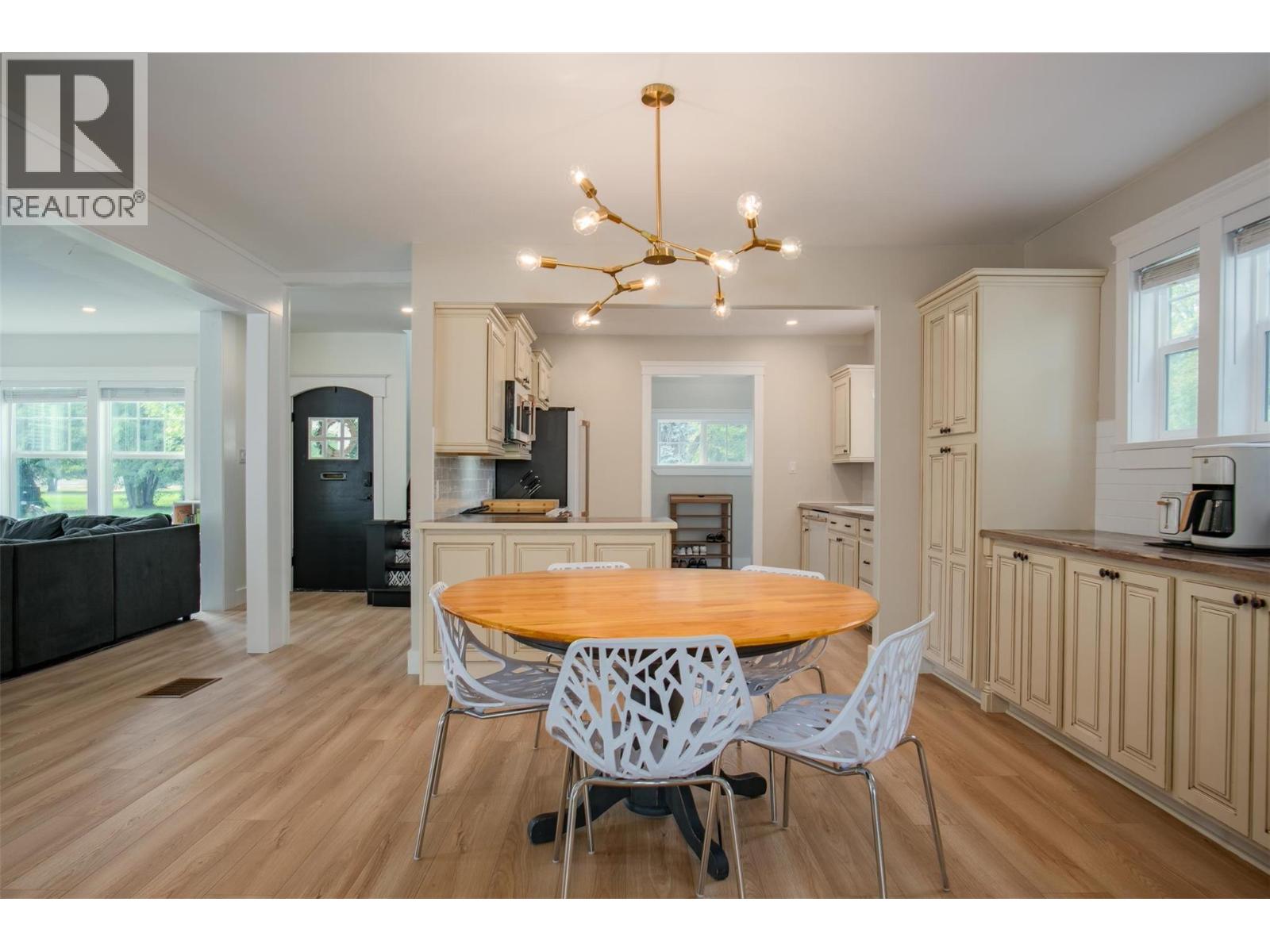 300 Kootenay Avenue, Trail, British Columbia  V1R 1H5 - Photo 14 - 10362483