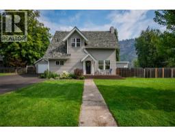 300 Kootenay Avenue Trail, Trail, Ca