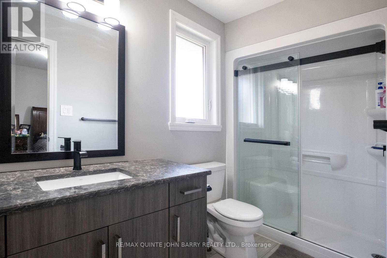 43 Cedar Park Crescent, Quinte West, Ontario  K8V 0J1 - Photo 17 - X12395150