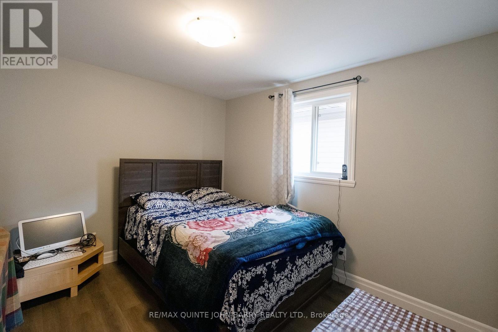 43 Cedar Park Crescent, Quinte West, Ontario  K8V 0J1 - Photo 18 - X12395150