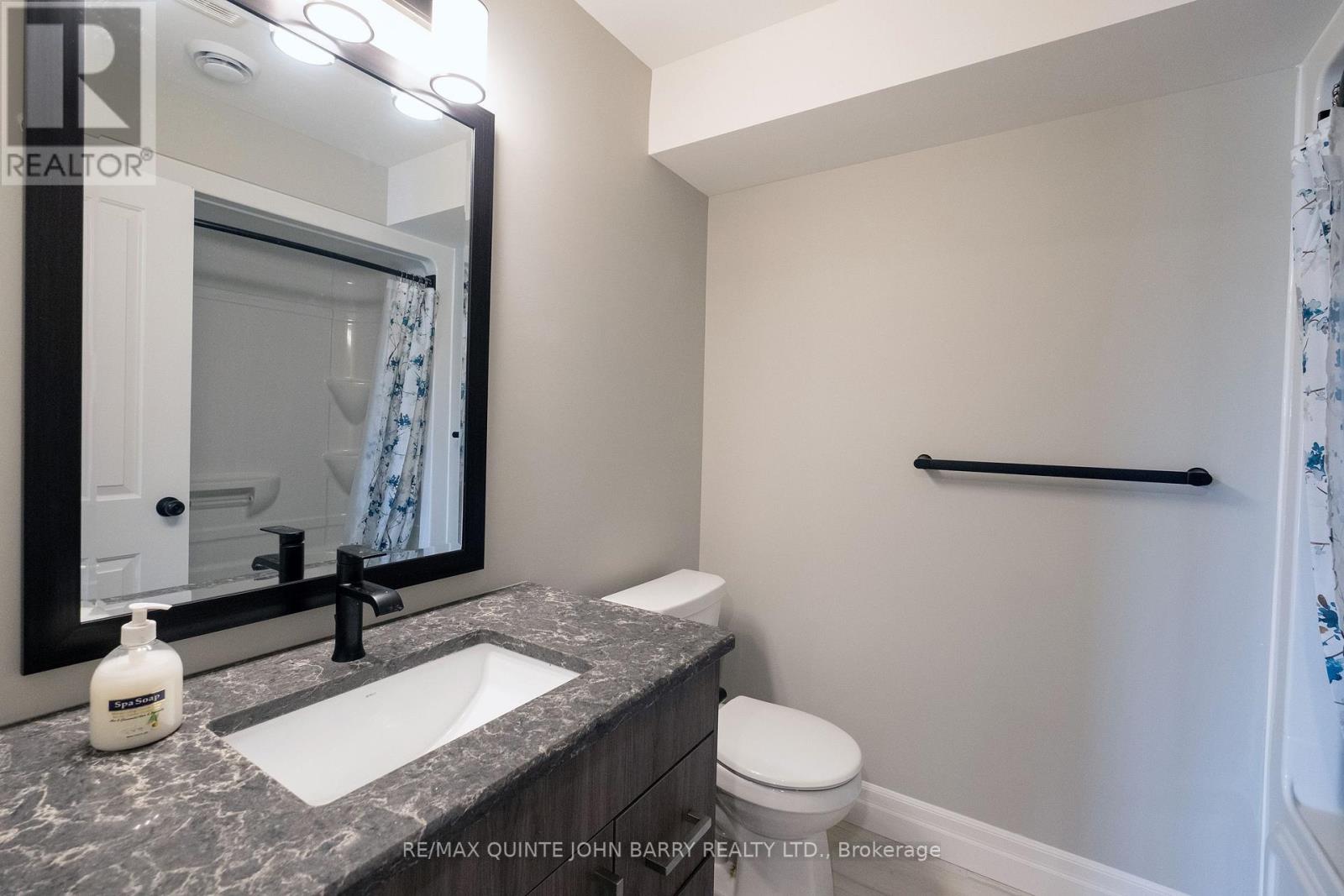 43 Cedar Park Crescent, Quinte West, Ontario  K8V 0J1 - Photo 24 - X12395150