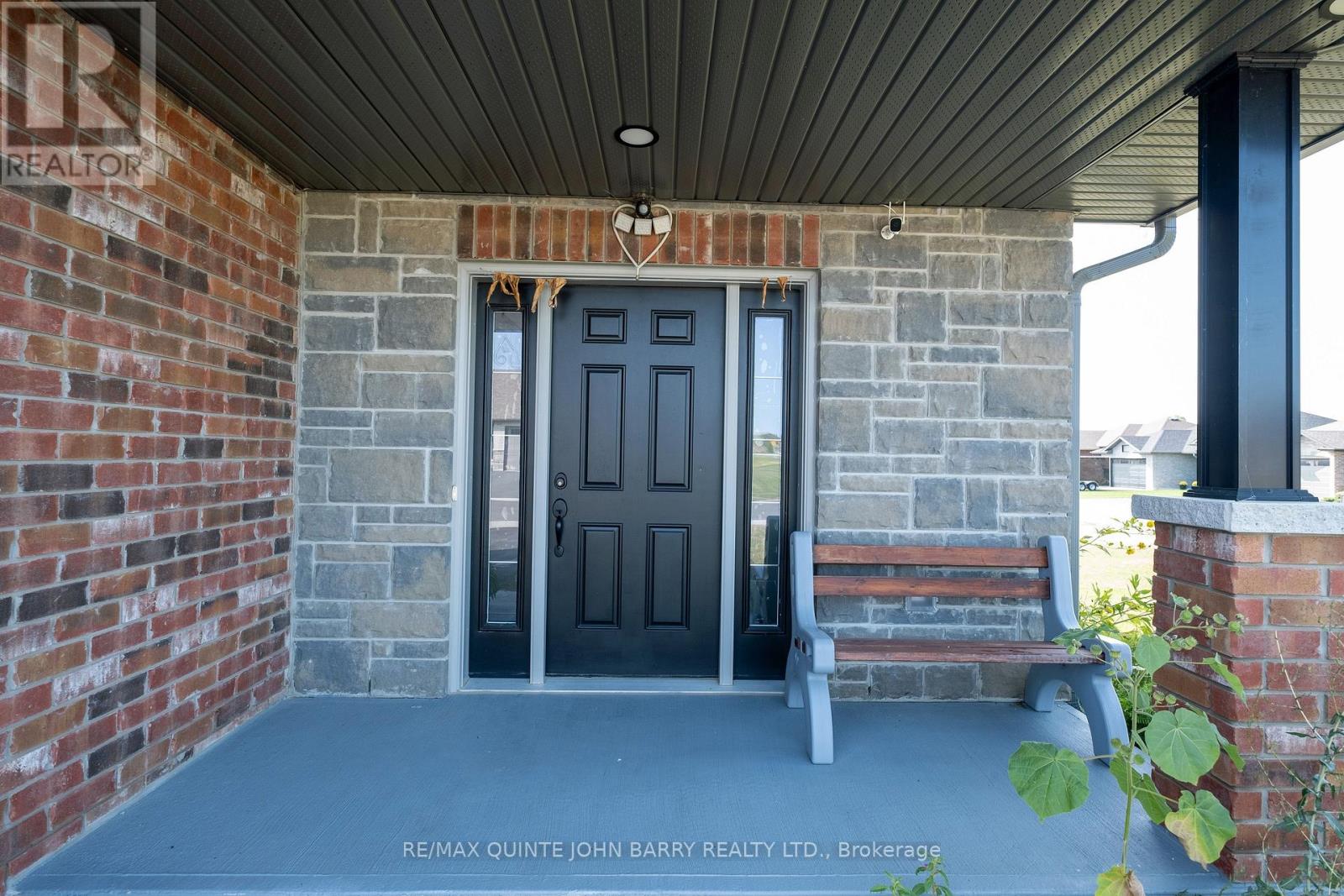 43 Cedar Park Crescent, Quinte West, Ontario  K8V 0J1 - Photo 3 - X12395150