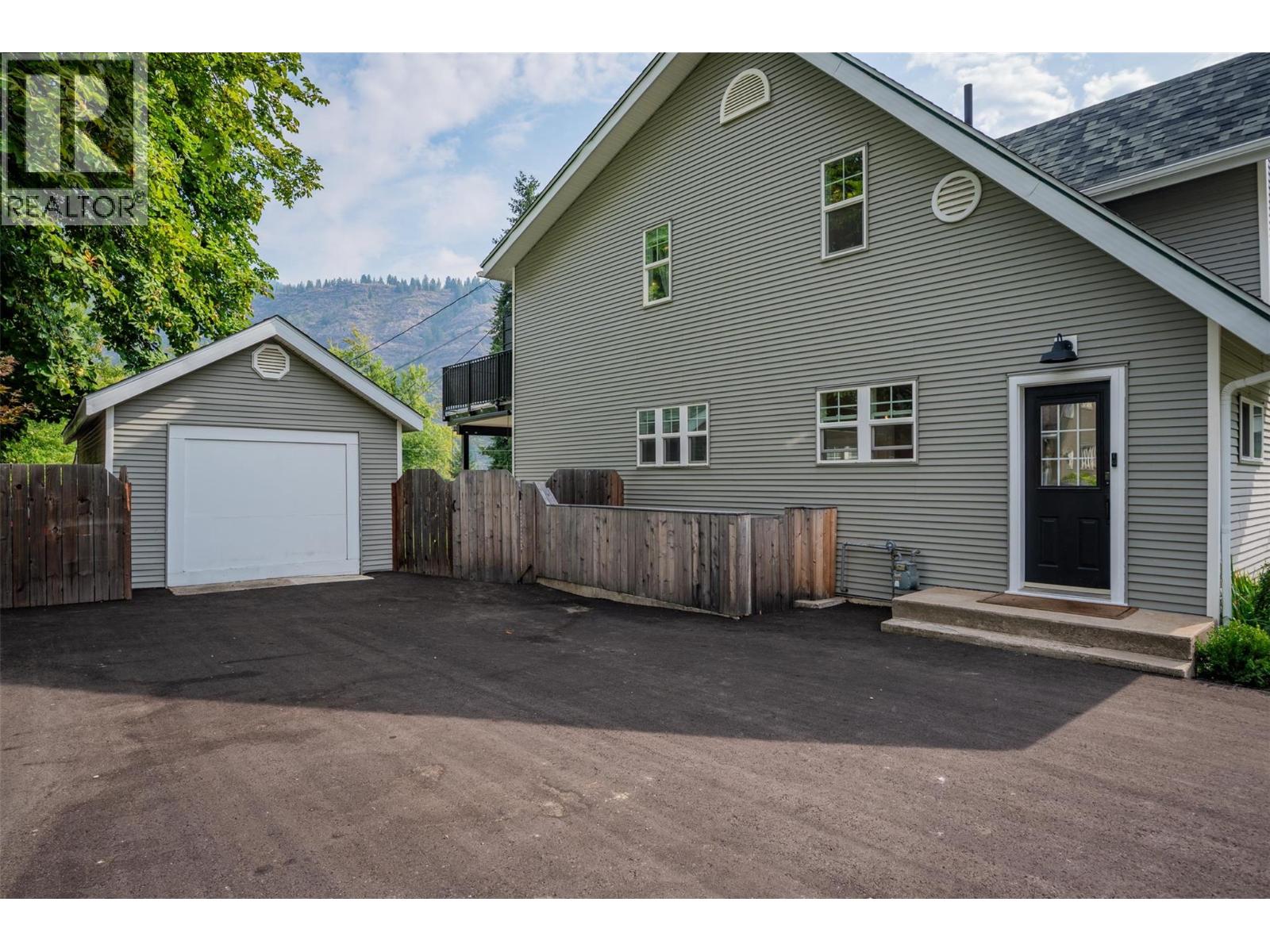 300 Kootenay Avenue, Trail, British Columbia  V1R 1H5 - Photo 61 - 10362483