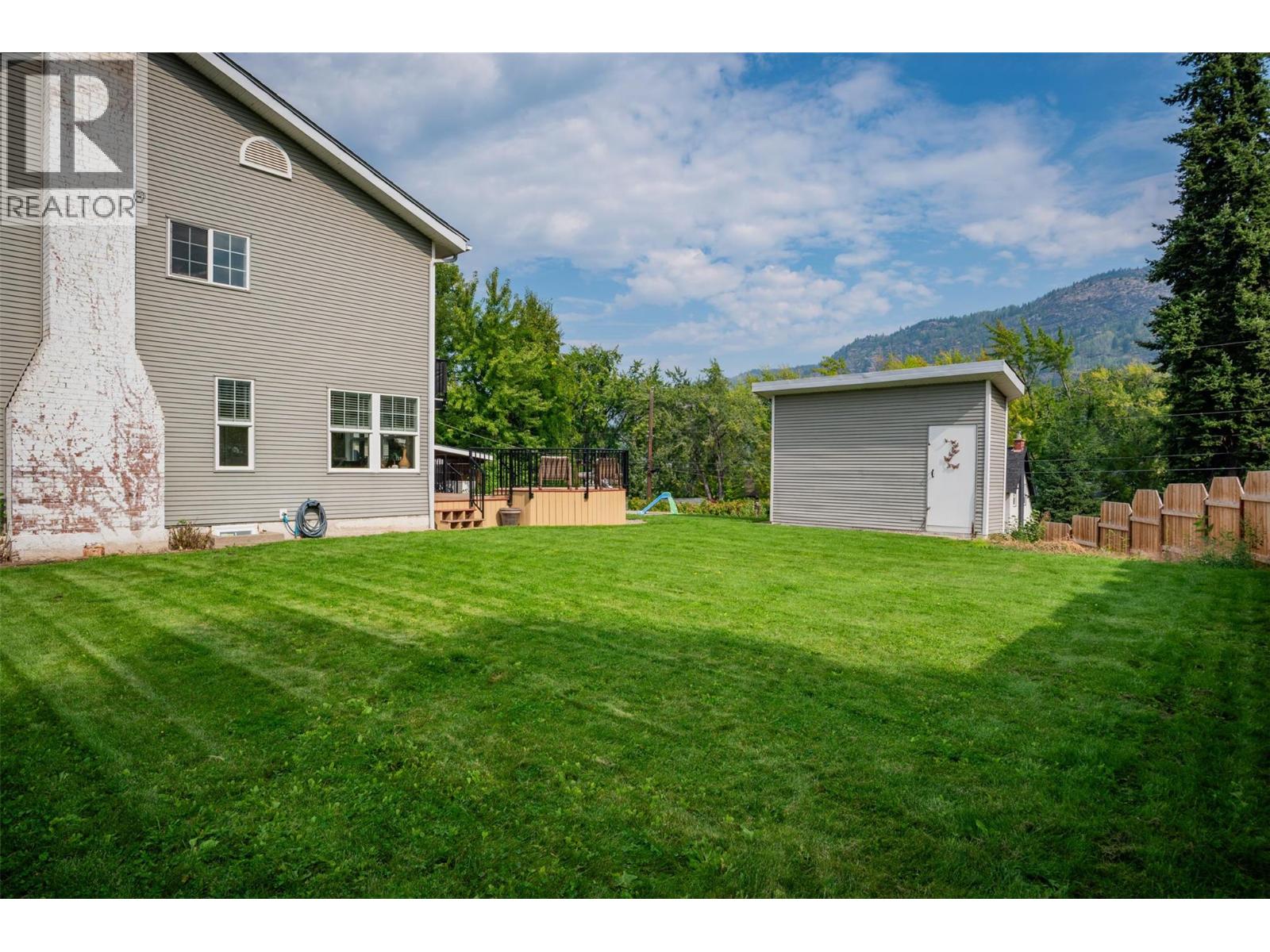300 Kootenay Avenue, Trail, British Columbia  V1R 1H5 - Photo 69 - 10362483