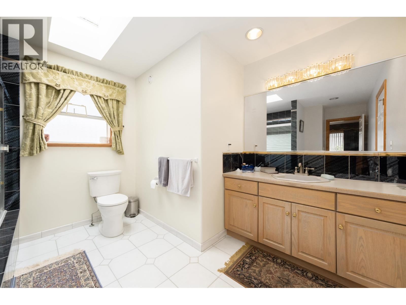 2248 Sicamous Avenue, Coquitlam, British Columbia  V3K 6R9 - Photo 31 - R3046229