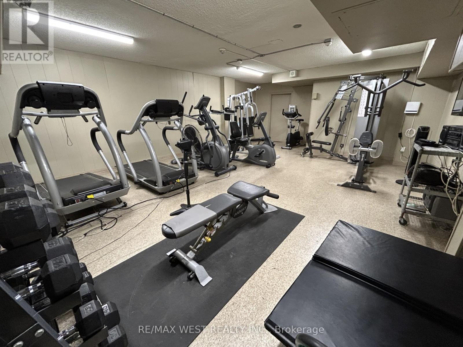 703 - 975 Warwick Court, Burlington, Ontario  L7T 3Z7 - Photo 15 - W12394980