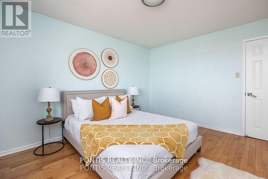 438 Aberfoyle Court, Mississauga (Hurontario), Ontario  L4Z 2J6 - Photo 25 - W12395018