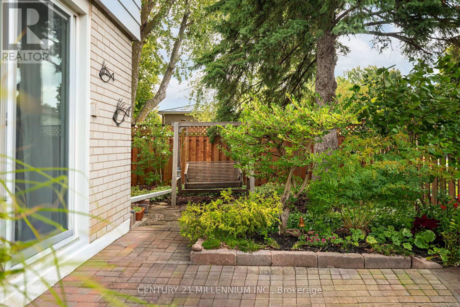 43 Erindale Crescent, Brampton, Ontario  L6W 1B6 - Photo 32 - W12395052