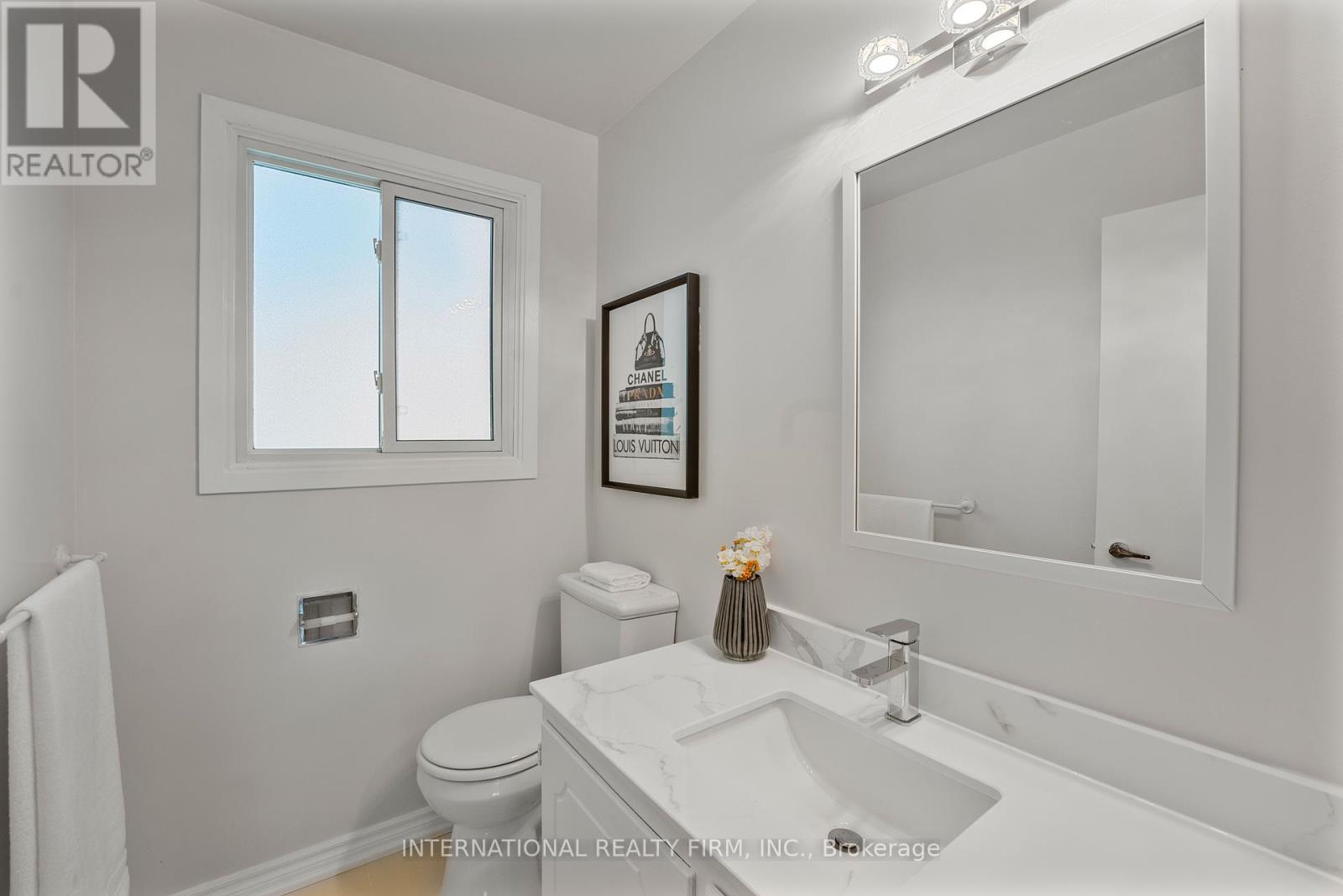 14 - 900 Dundas St Street W, Mississauga (Erindale), Ontario  L5C 3B3 - Photo 22 - W12395098