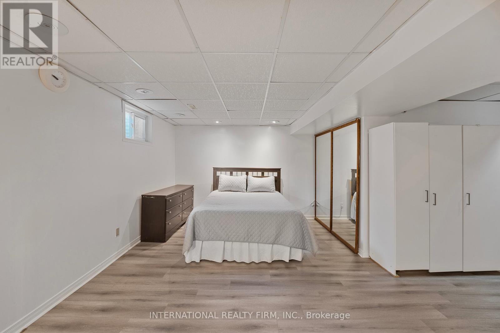 14 - 900 Dundas St Street W, Mississauga (Erindale), Ontario  L5C 3B3 - Photo 33 - W12395098