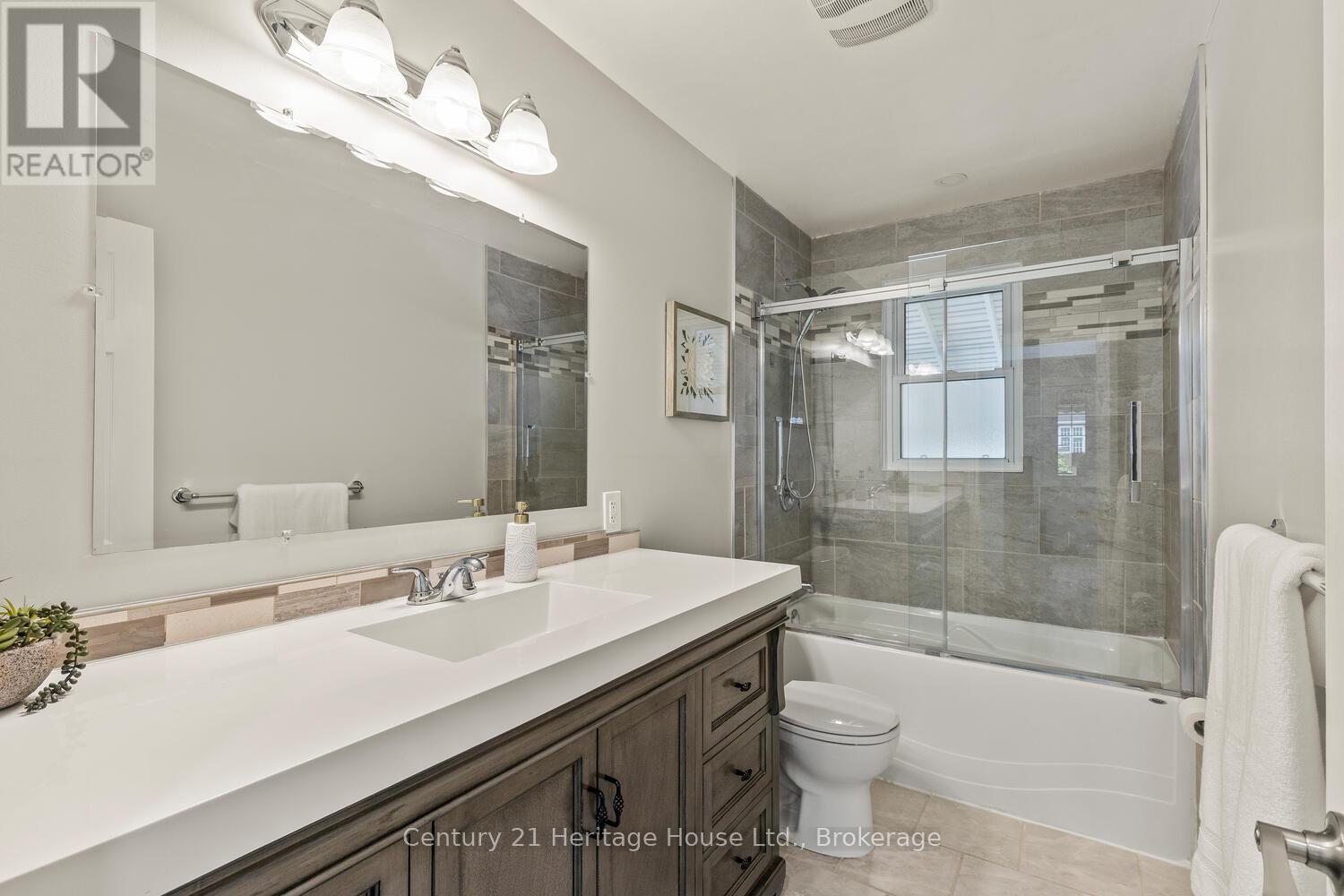 1842 Churchill Avenue, London East, Ontario  N5W 2L5 - Photo 17 - X12375579