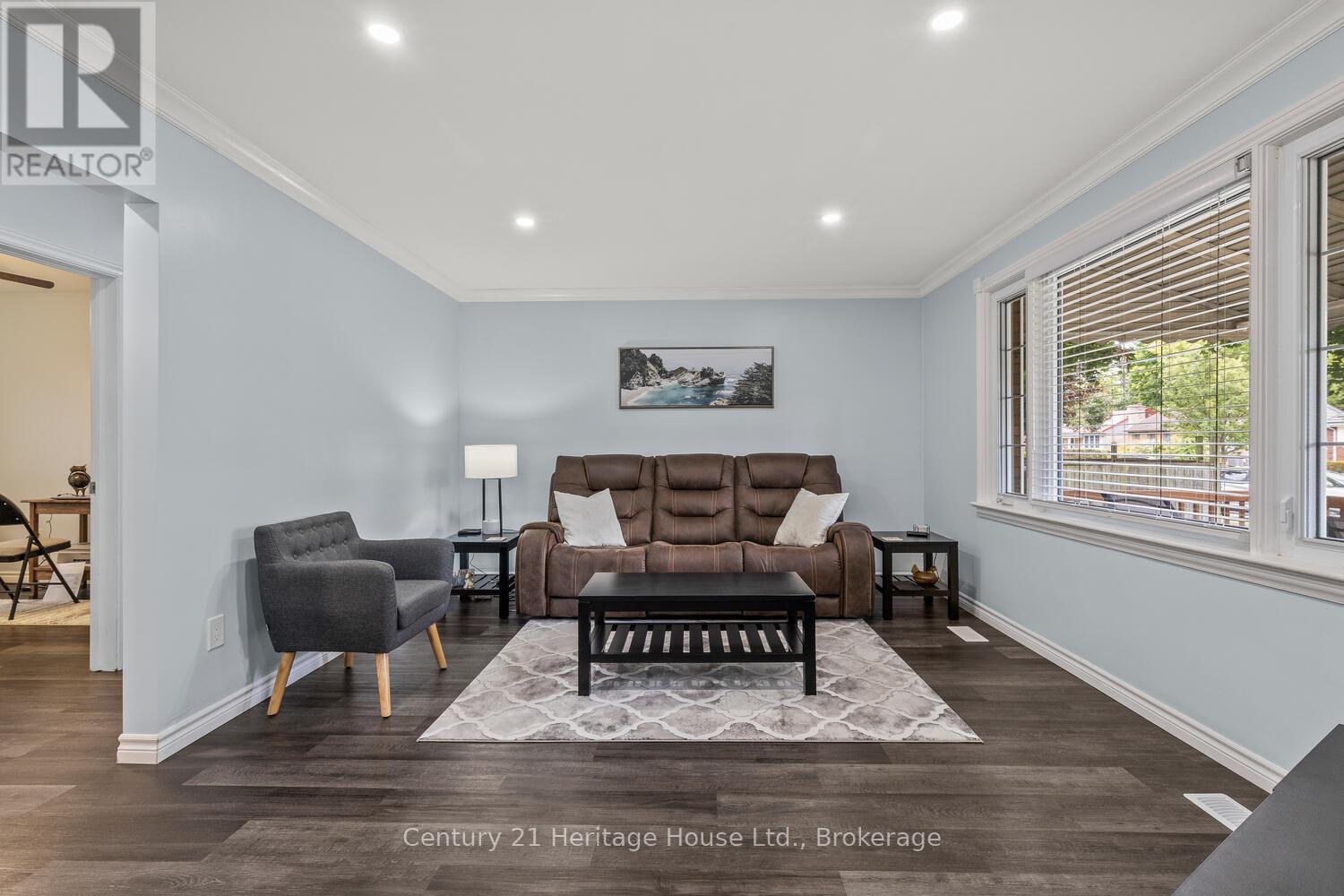 1842 Churchill Avenue, London East, Ontario  N5W 2L5 - Photo 14 - X12375579