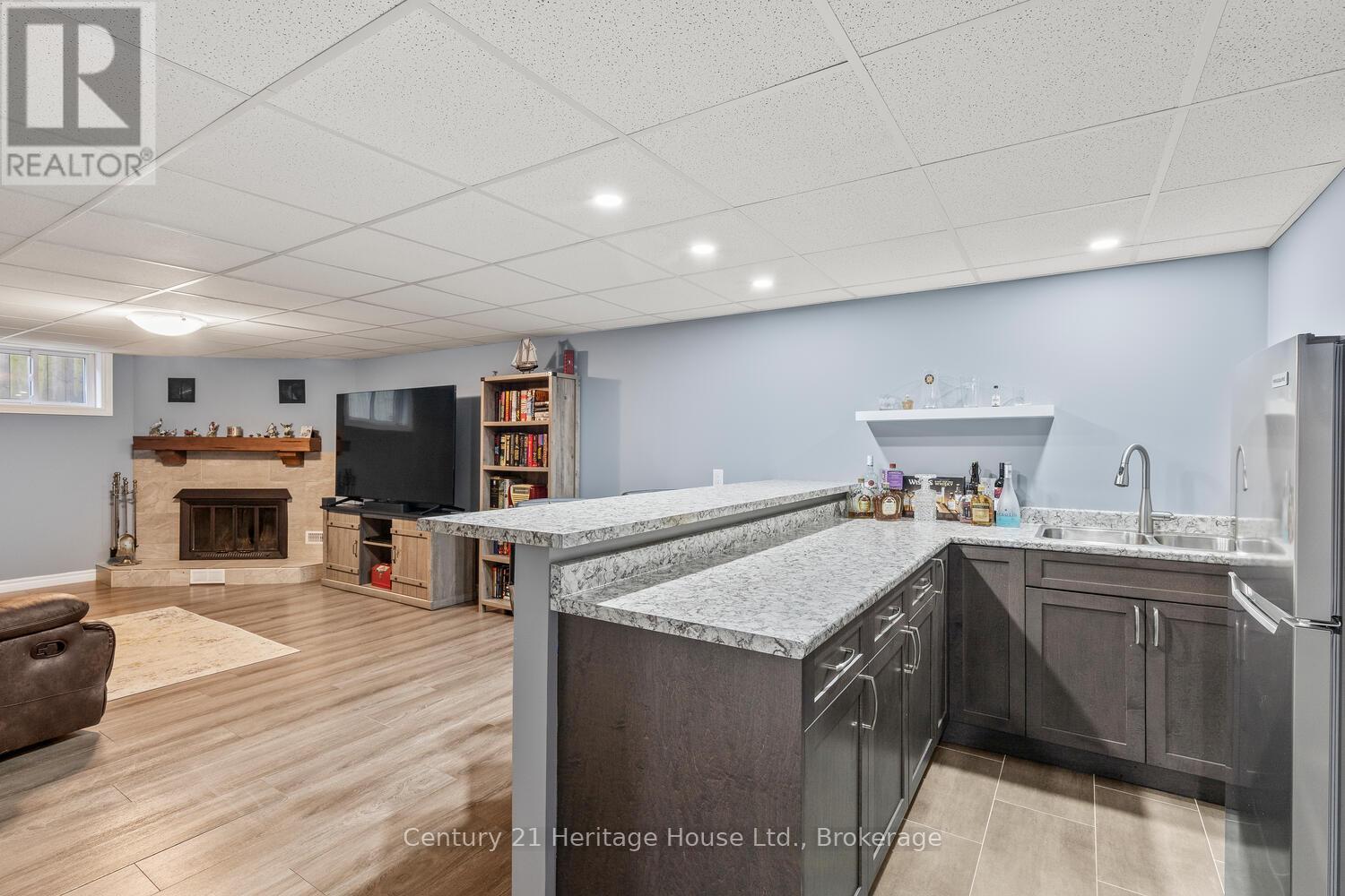 1842 Churchill Avenue, London East, Ontario  N5W 2L5 - Photo 26 - X12375579