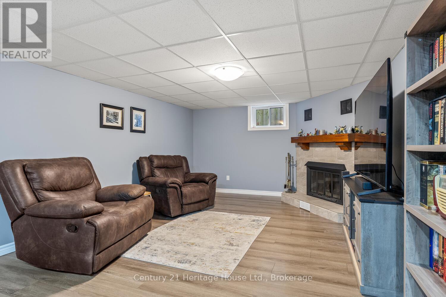 1842 Churchill Avenue, London East, Ontario  N5W 2L5 - Photo 29 - X12375579