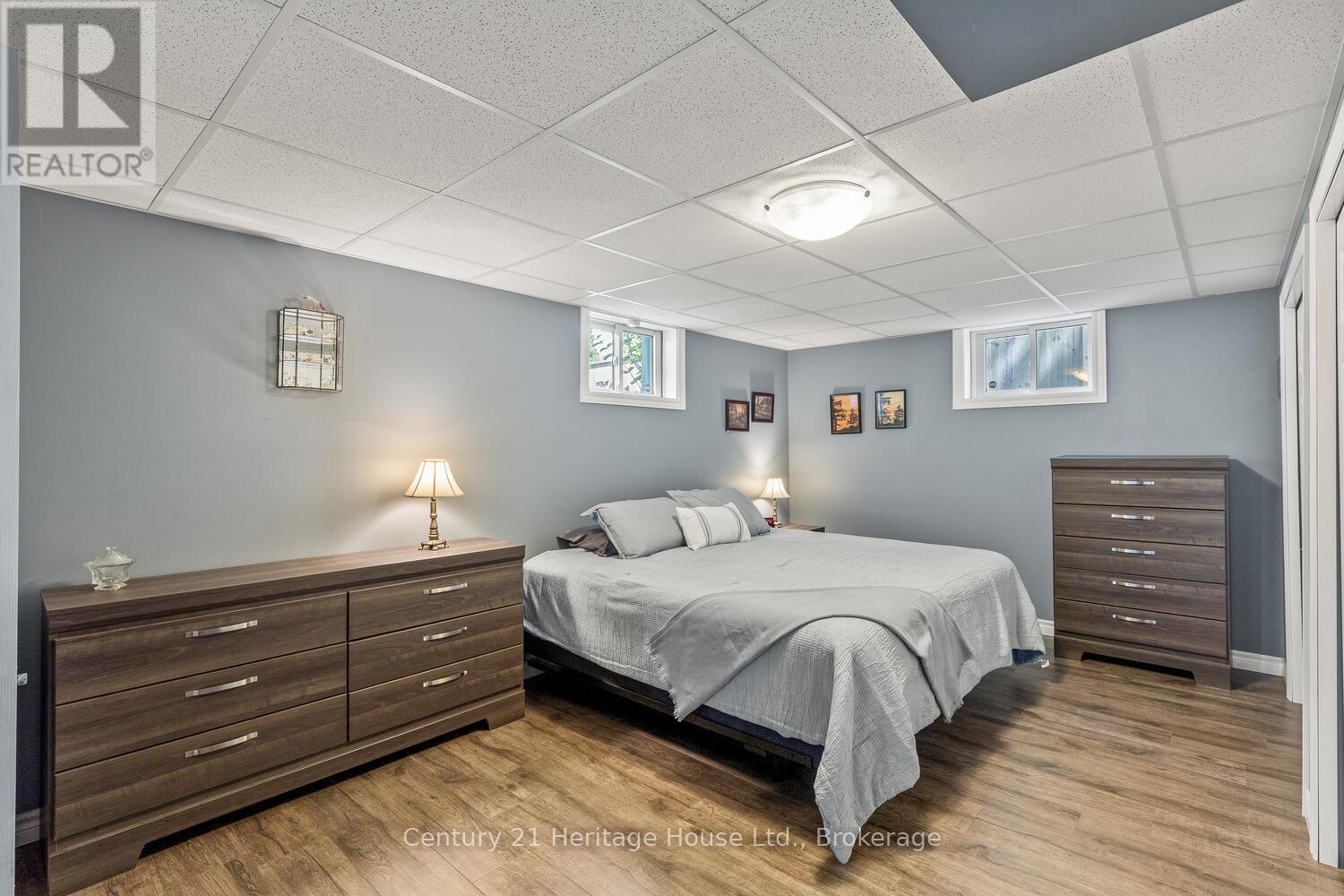 1842 Churchill Avenue, London East, Ontario  N5W 2L5 - Photo 33 - X12375579