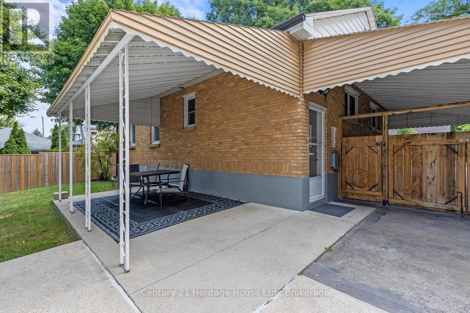 1842 Churchill Avenue, London East, Ontario  N5W 2L5 - Photo 37 - X12375579