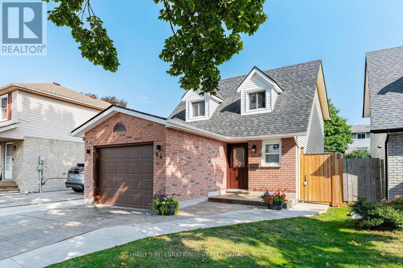 Property at 64 GLENBROOK CRESCENT image 3