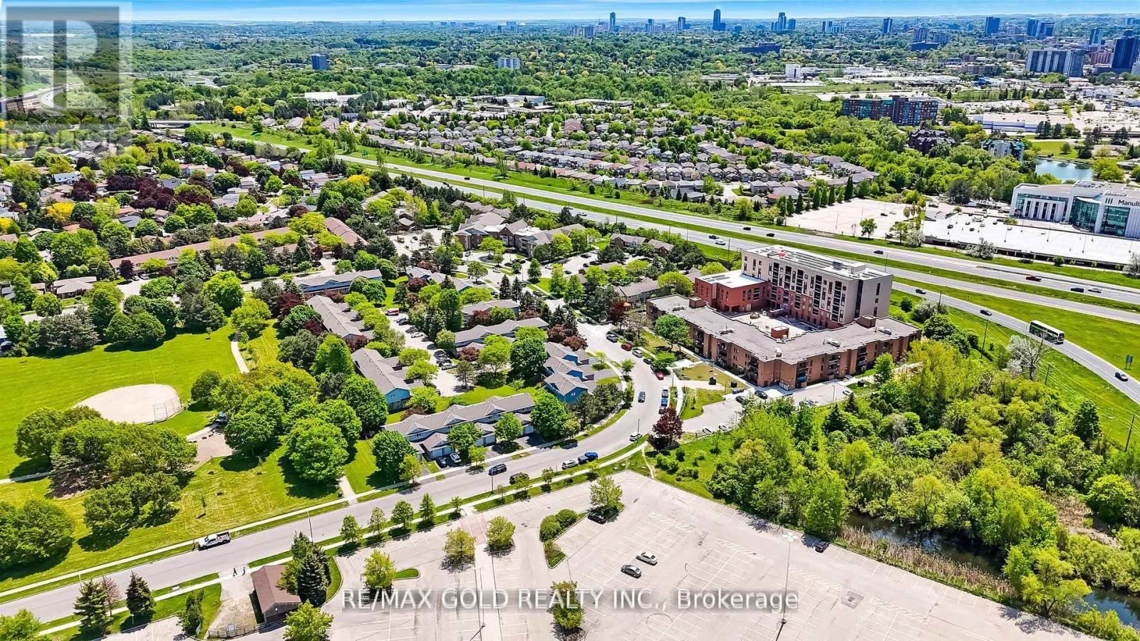 6 - 405 Kingscourt Drive, Waterloo, Ontario  N2K 3R4 - Photo 44 - X12395120
