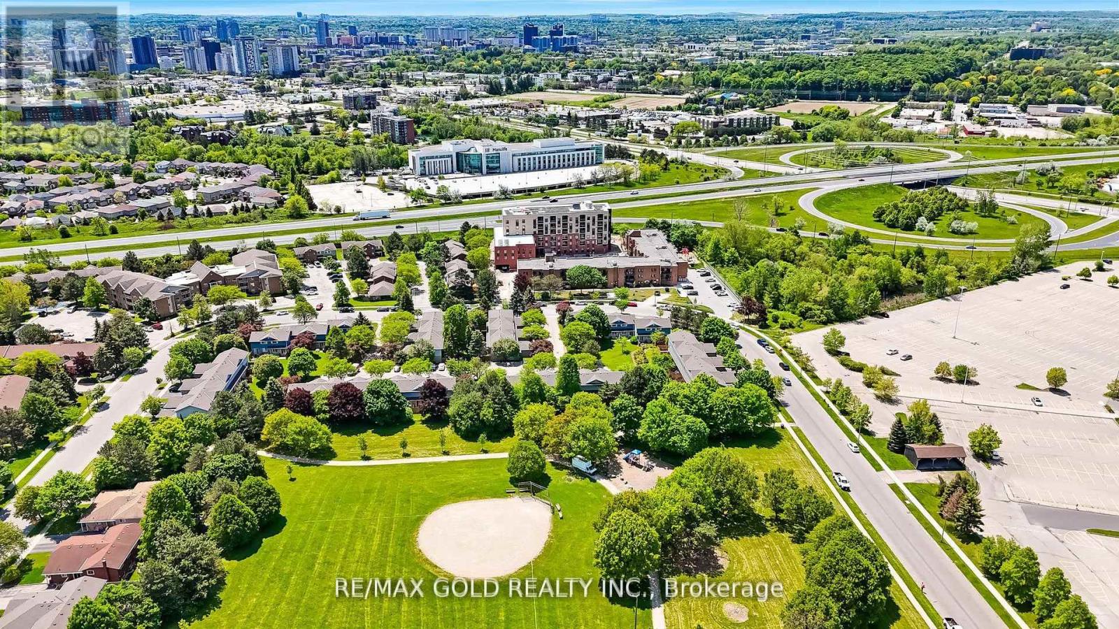 6 - 405 Kingscourt Drive, Waterloo, Ontario  N2K 3R4 - Photo 45 - X12395120
