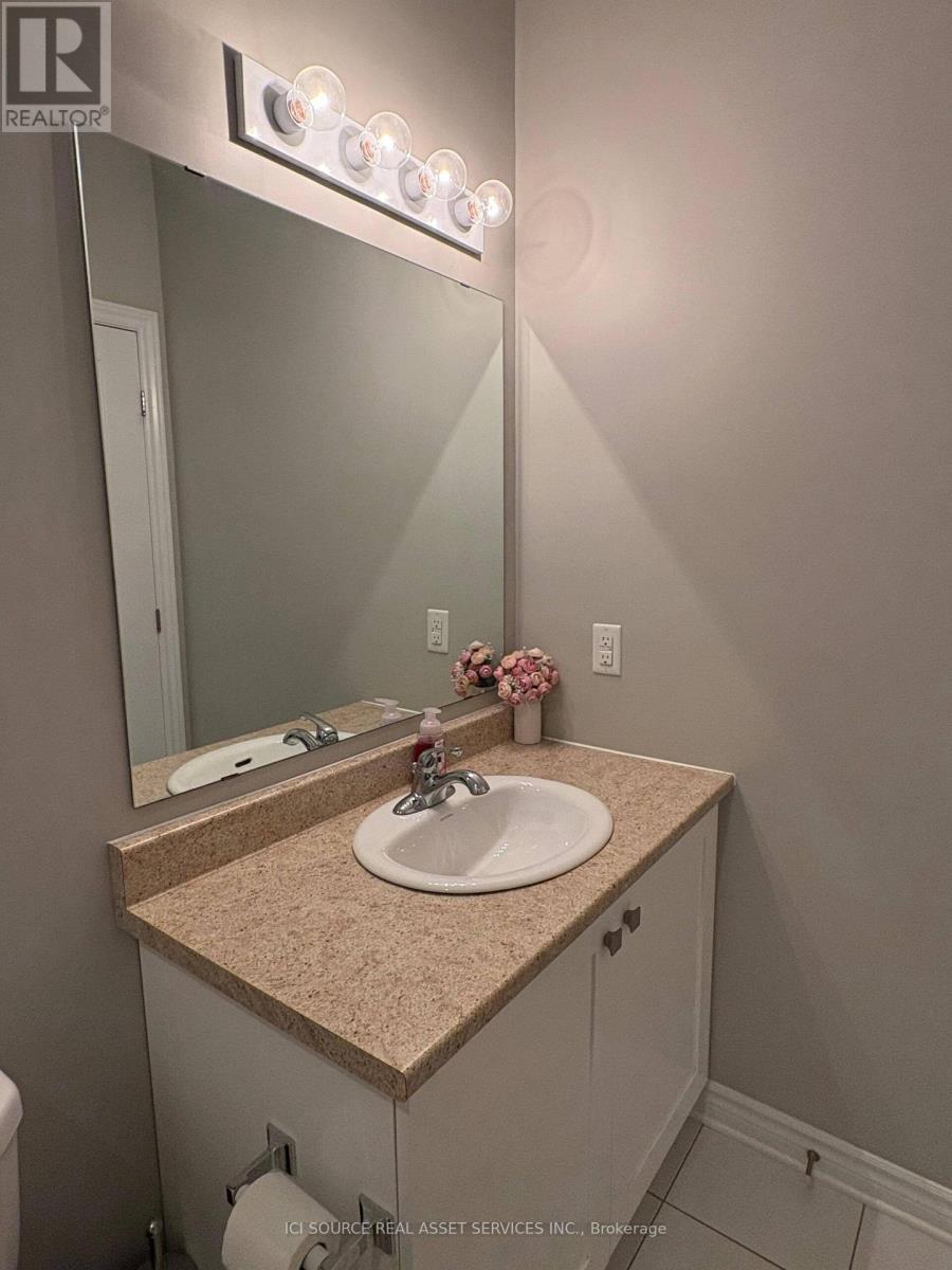 214 Terravita Private, Ottawa, Ontario  K1V 2R9 - Photo 13 - X12395134
