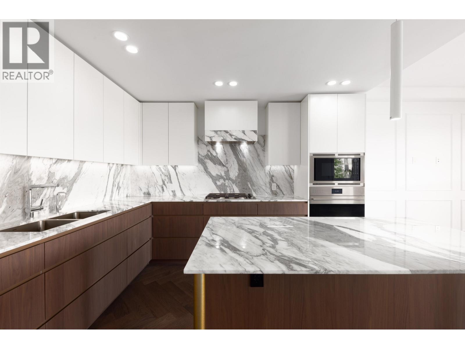 101 3668 W 10th Avenue, Vancouver, British Columbia  V6R 0G4 - Photo 3 - R3044466