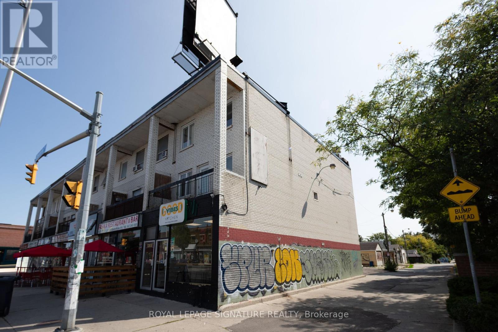 1299 - 1301 Danforth Avenue, Toronto, Ontario  M4J 1M8 - Photo 2 - E12373477