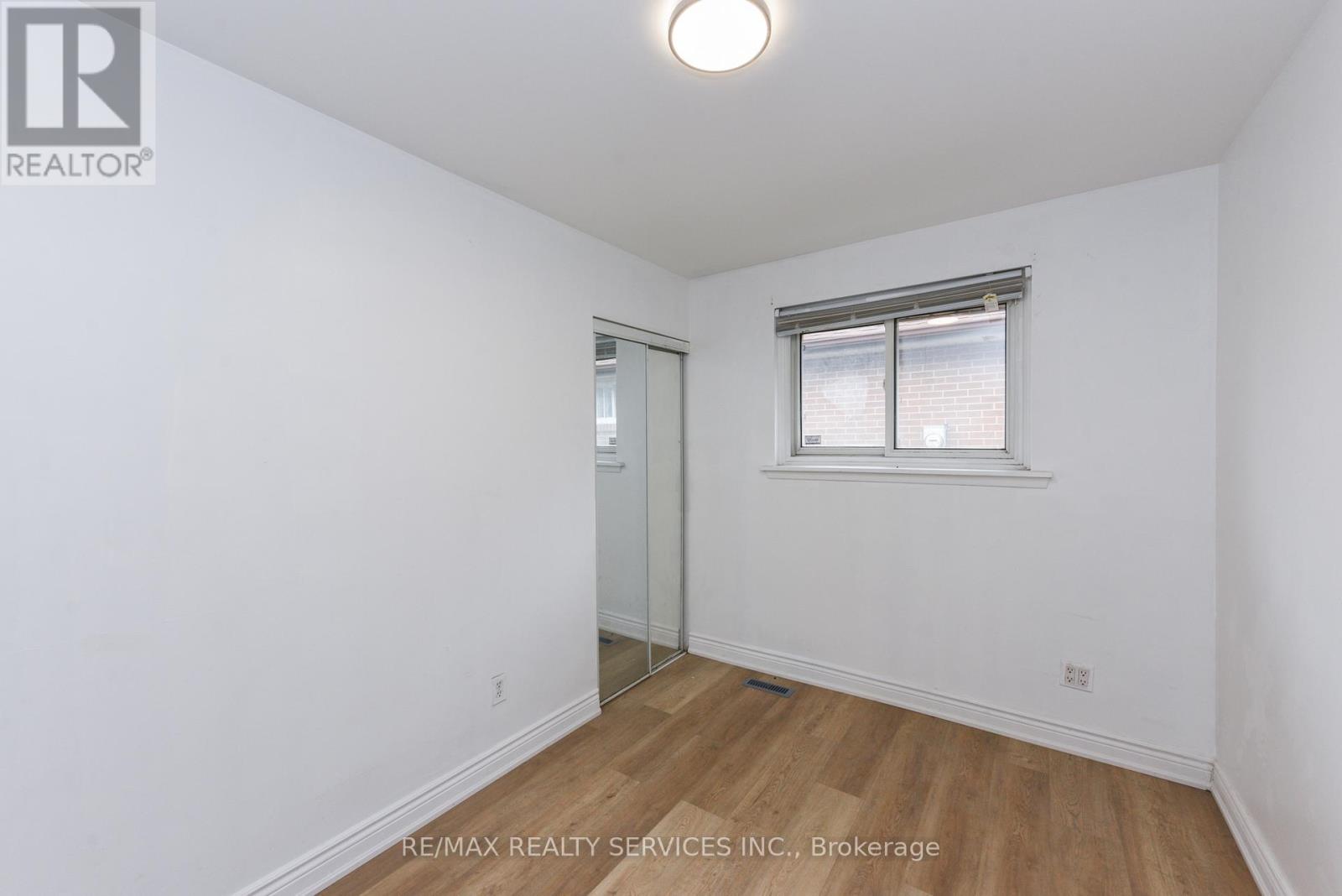 24 Earlton Court, Brampton, Ontario  L6T 2B8 - Photo 16 - W12201456