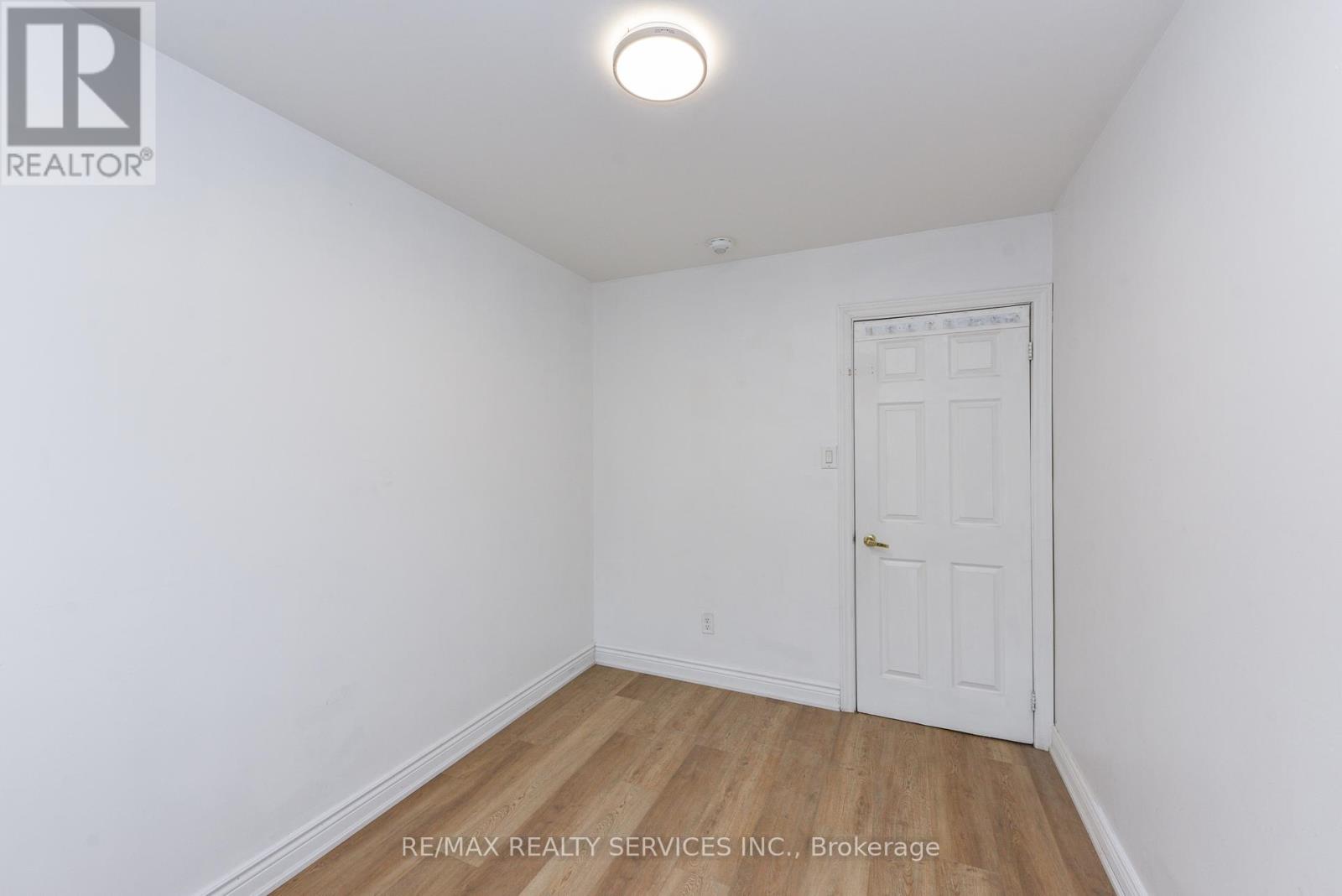 24 Earlton Court, Brampton, Ontario  L6T 2B8 - Photo 15 - W12201456