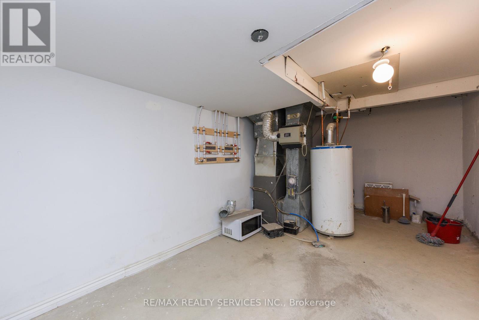 24 Earlton Court, Brampton, Ontario  L6T 2B8 - Photo 28 - W12201456