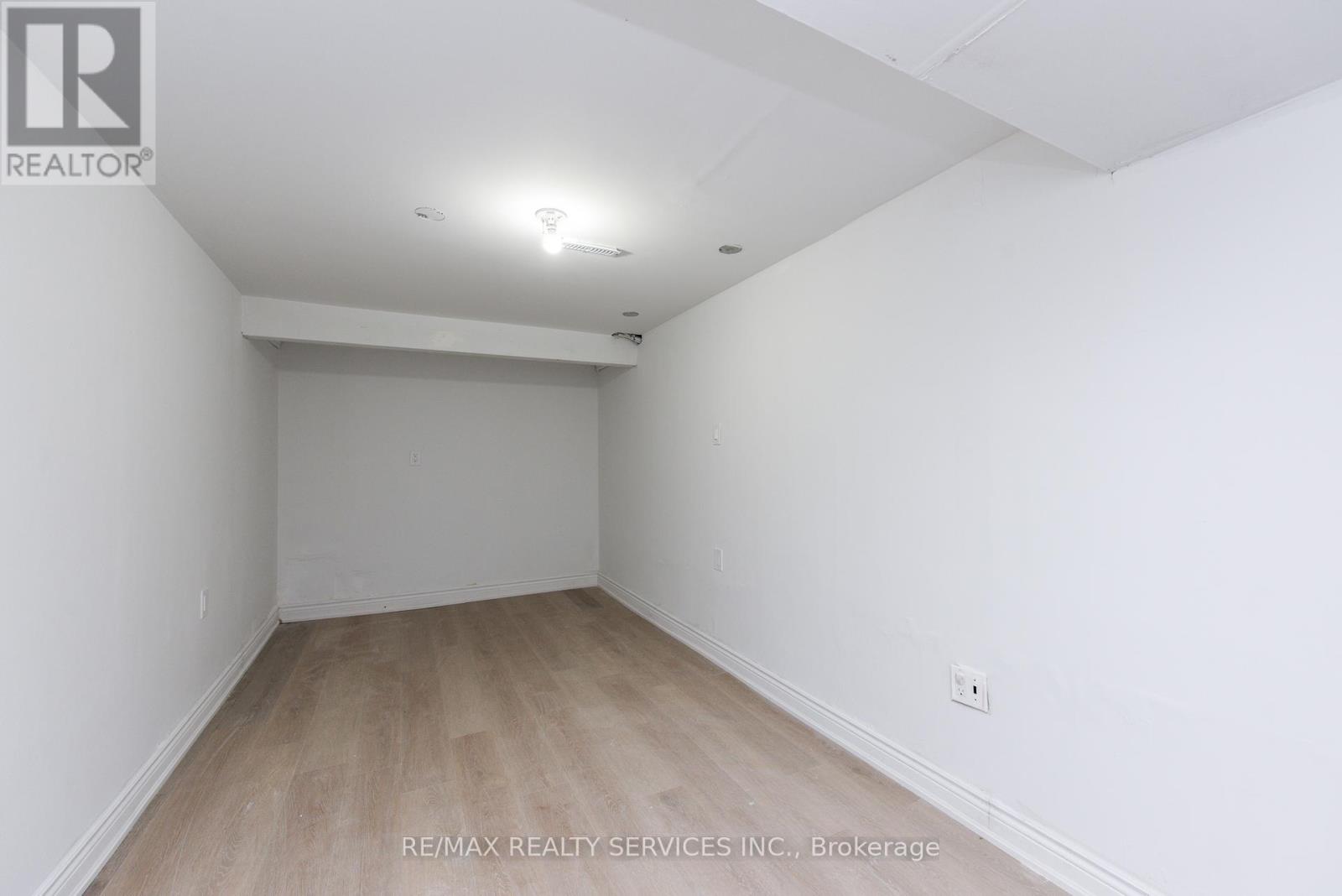 24 Earlton Court, Brampton, Ontario  L6T 2B8 - Photo 26 - W12201456