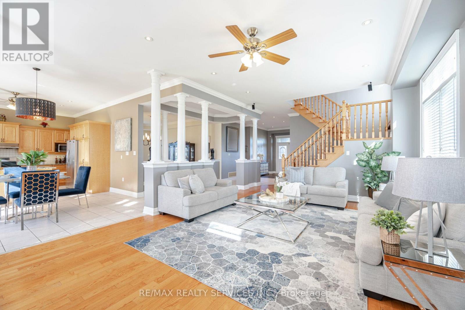 5 Farina Drive, Brampton, Ontario  L6P 0E3 - Photo 8 - W12232579