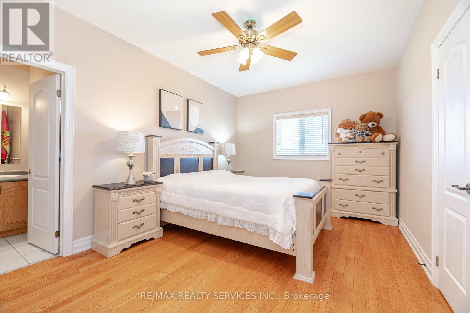 5 Farina Drive, Brampton, Ontario  L6P 0E3 - Photo 32 - W12232579