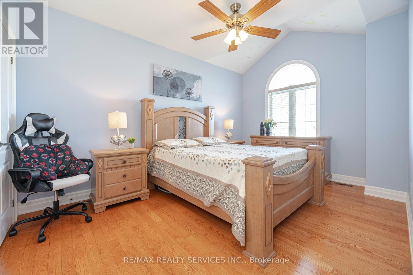 5 Farina Drive, Brampton, Ontario  L6P 0E3 - Photo 37 - W12232579