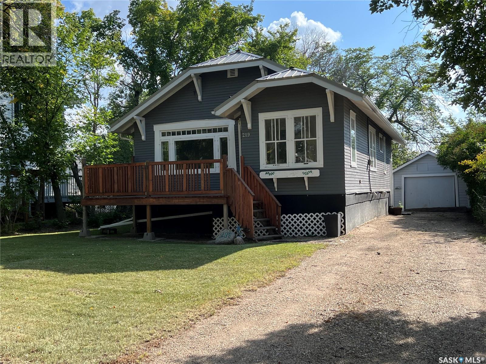 219 Macleod AVENUE E, Melfort, Saskatchewan