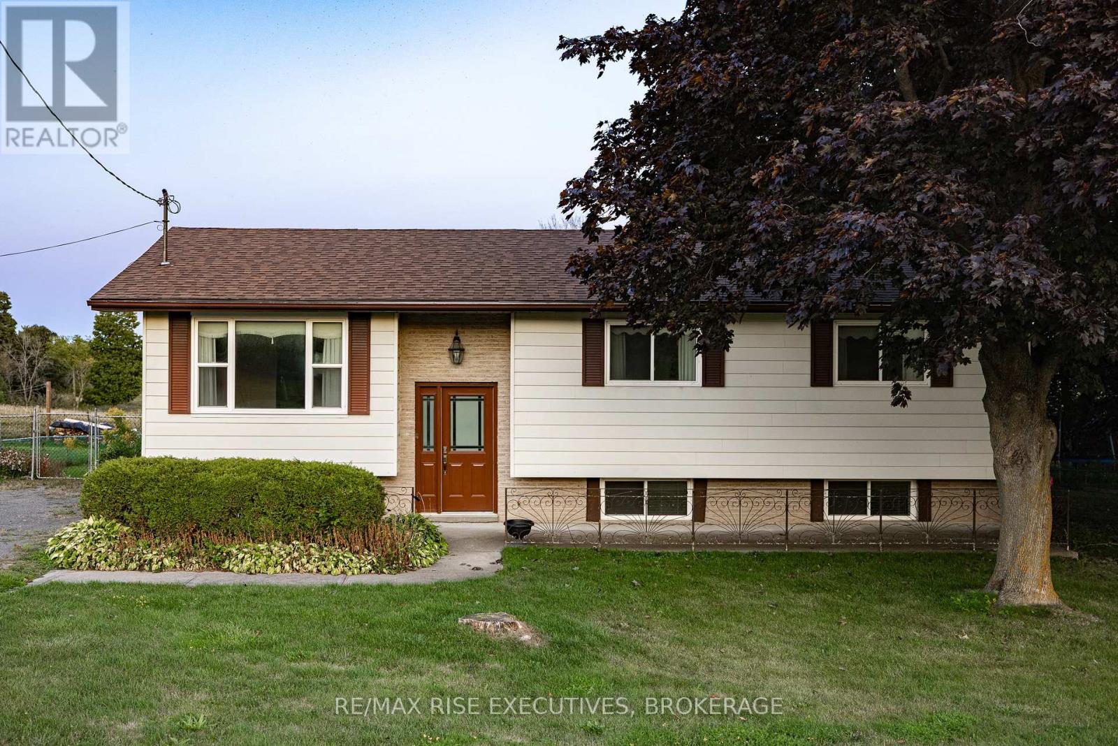 2212 BATTERSEA ROAD, Kingston, Ontario