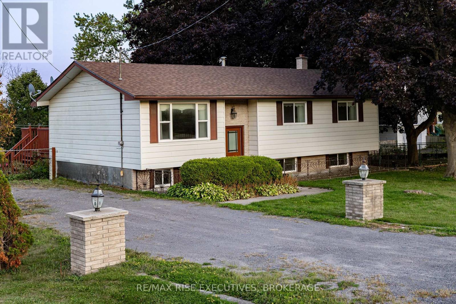 2212 Battersea Road, Kingston, Ontario  K0H 1S0 - Photo 27 - X12395359