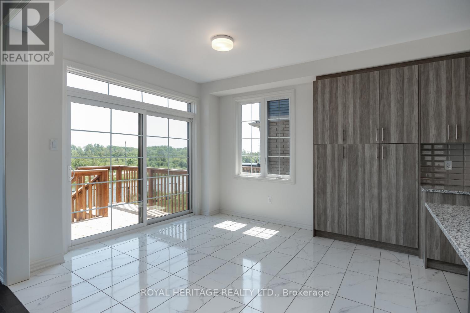 1010 Trailsview Avenue, Cobourg, Ontario  K9A 4J6 - Photo 7 - X12395255