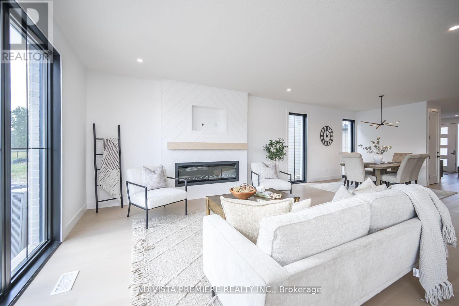 1181 Honeywood Drive, London South, Ontario  N6M 1C1 - Photo 13 - X12395244