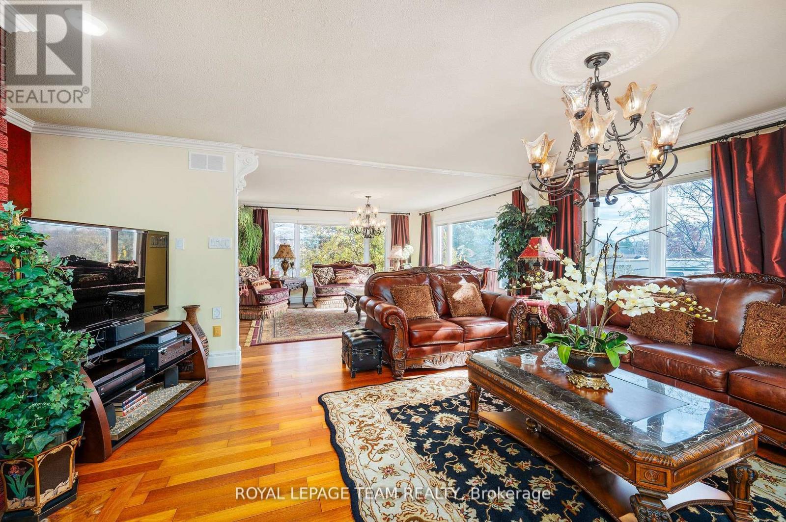 1100 Moffatt Drive, Ottawa, Ontario  K4C 1B7 - Photo 13 - X12395249