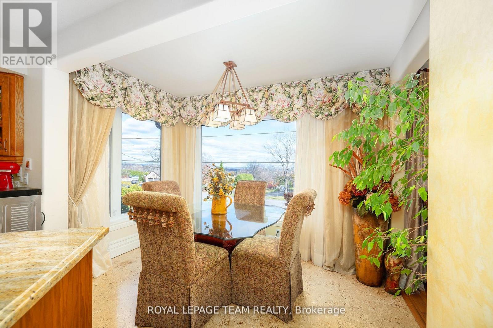 1100 Moffatt Drive, Ottawa, Ontario  K4C 1B7 - Photo 20 - X12395249